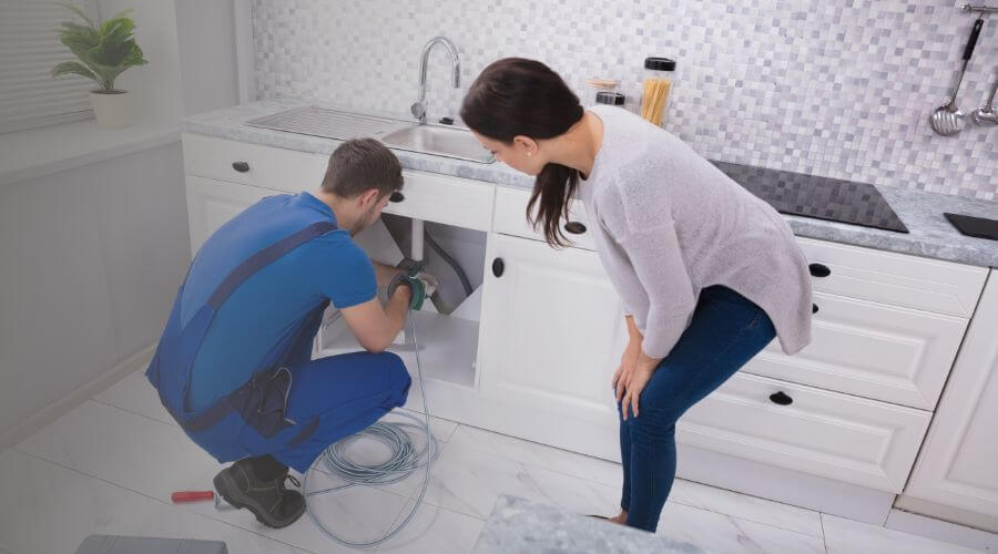 Expert burst pipe repair services in Brownstown, IN